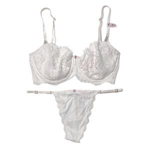 Victoria's Secret Wicked Unlined Lace Balconette Bra and Panty Set Size 32DDD